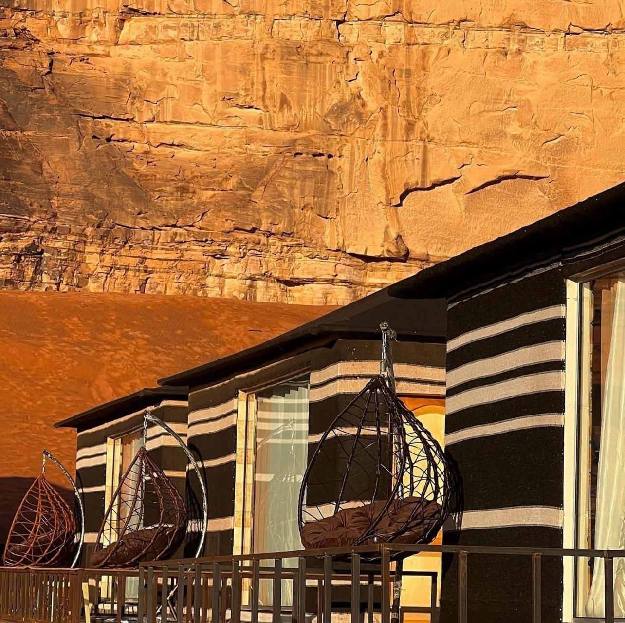 Rum Solaris Bubbles Camp Wadi Rum Eksteriør billede