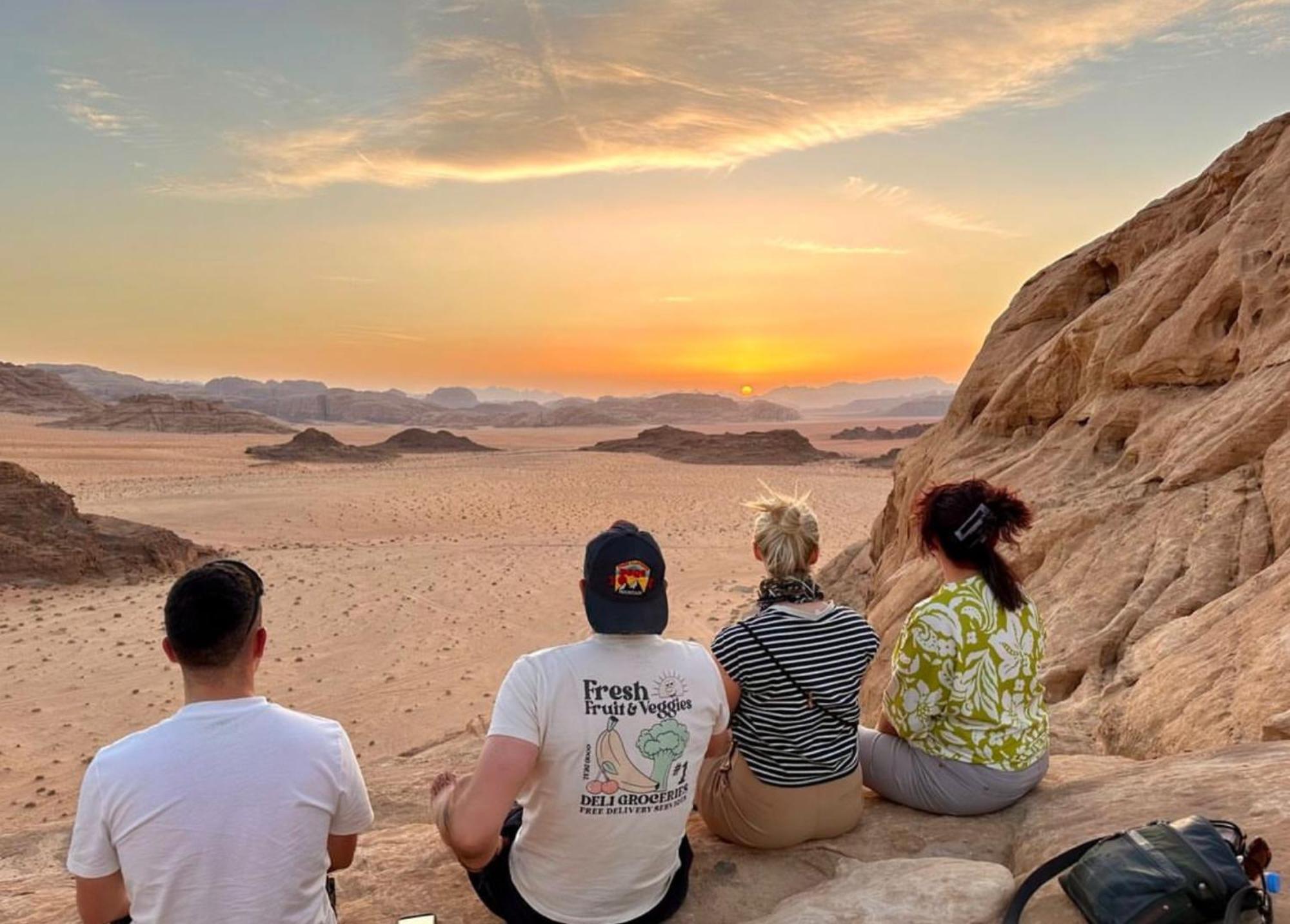 Rum Solaris Bubbles Camp Wadi Rum Eksteriør billede