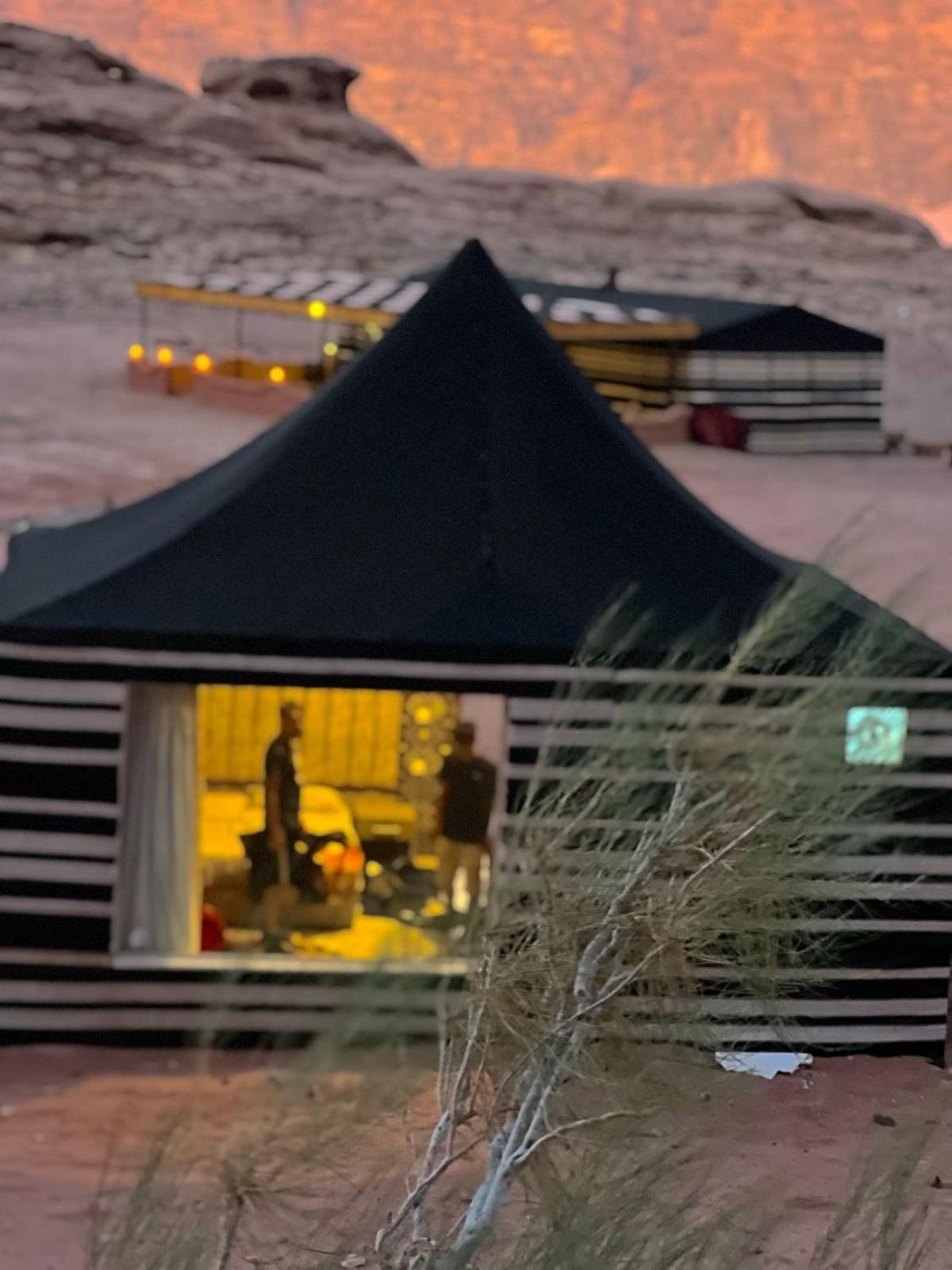 Rum Solaris Bubbles Camp Wadi Rum Eksteriør billede
