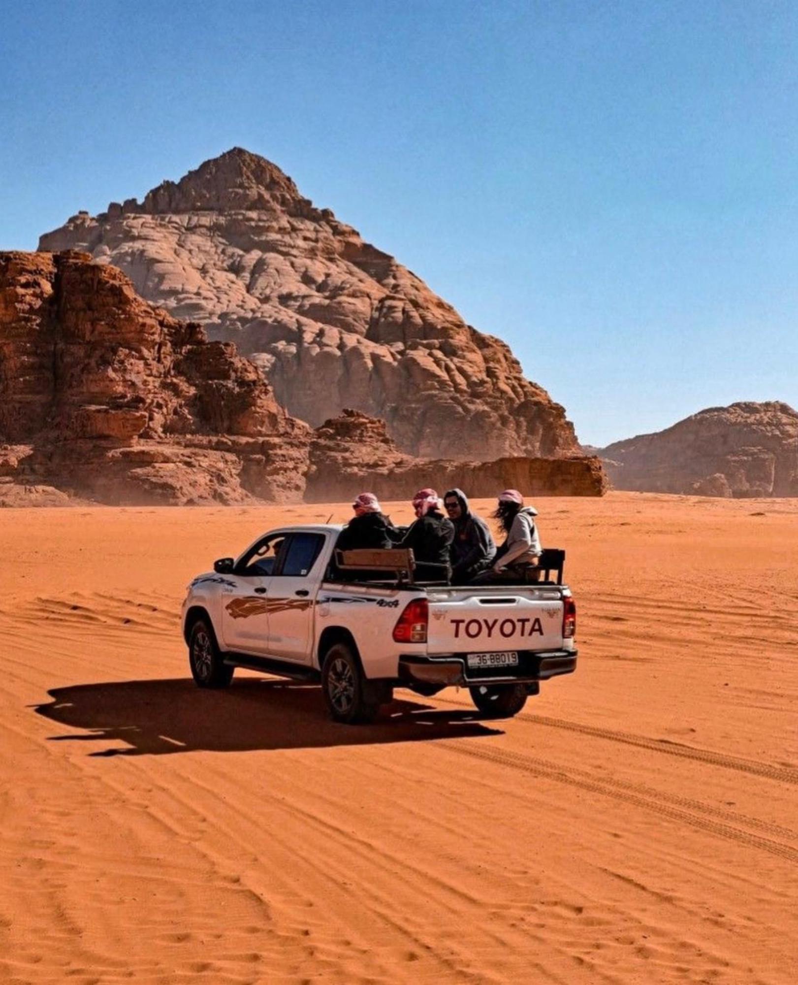 Rum Solaris Bubbles Camp Wadi Rum Eksteriør billede
