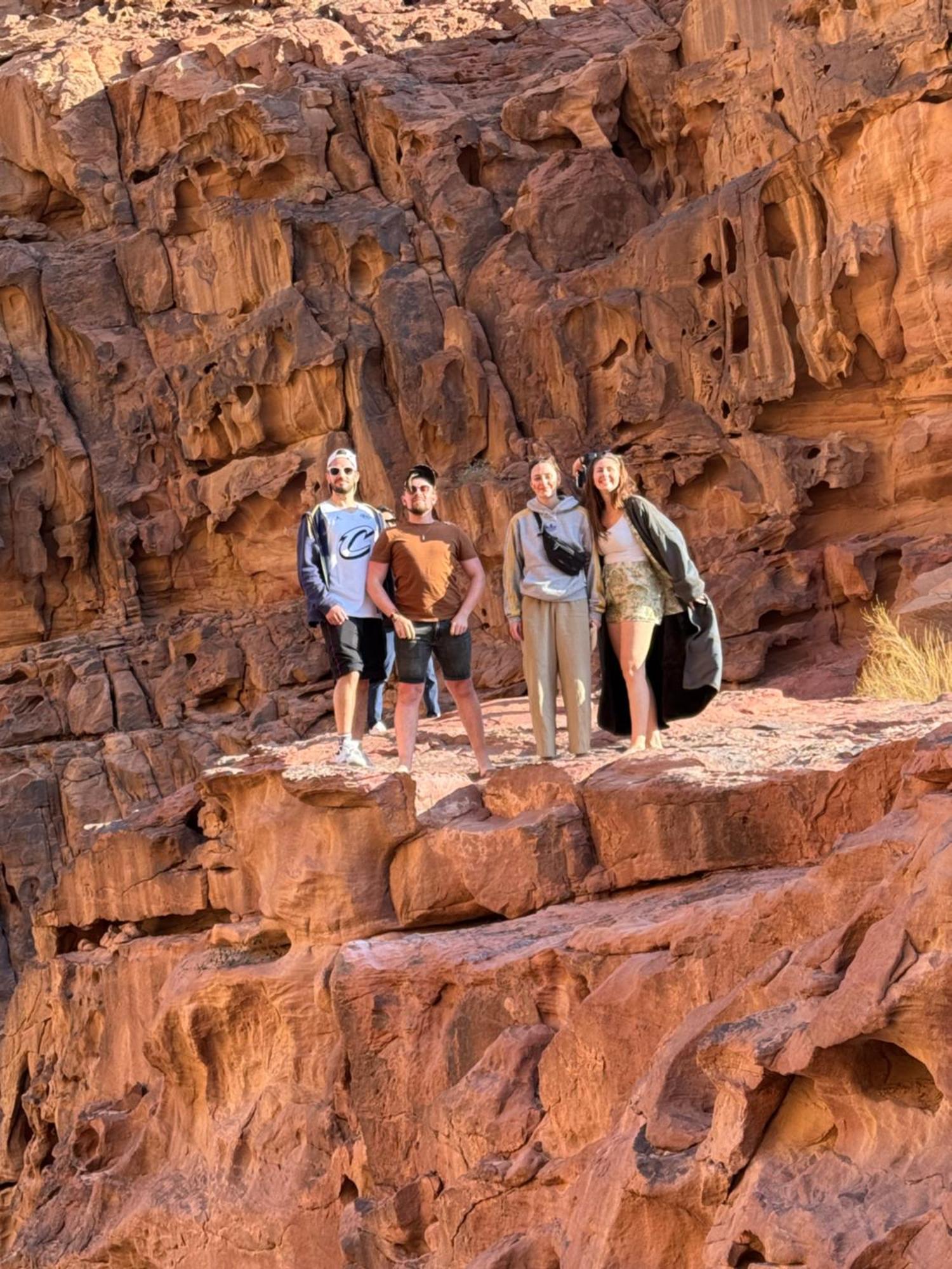 Rum Solaris Bubbles Camp Wadi Rum Eksteriør billede